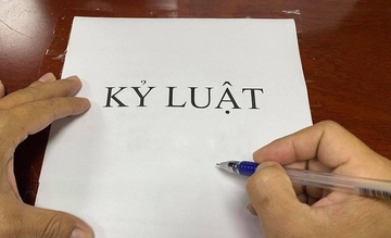 Khai tru Dang nhieu cong an vi lien quan den ma tuy, bang gia hinh anh