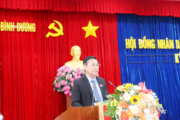 Binh Duong khai mac ky hop thu 13 - HDND tinh khoa X hinh anh