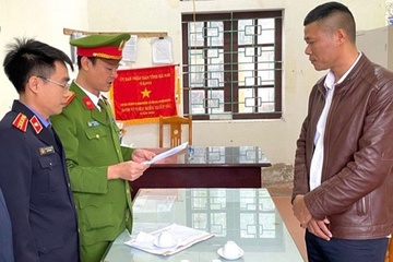 Bat tam giam giam doc Hop tac xa dich vu nong nghiep Tan Son hinh anh