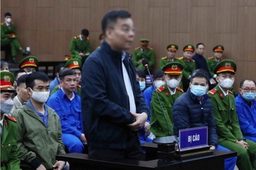 Ong Chu Ngoc Anh noi ve 581 ngay day dut trong trai tam giam hinh anh