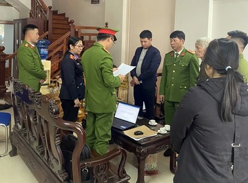 Gia chu ky chong de nhan chuyen nhuong cong ty ‘ma’ hinh anh