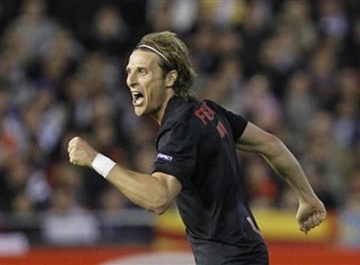 Diego Forlan ‘kết duyên’ cùng Liverpool?