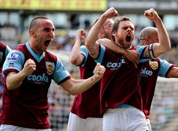 Đông vui như... cuộc chiến trụ hạng Premier League