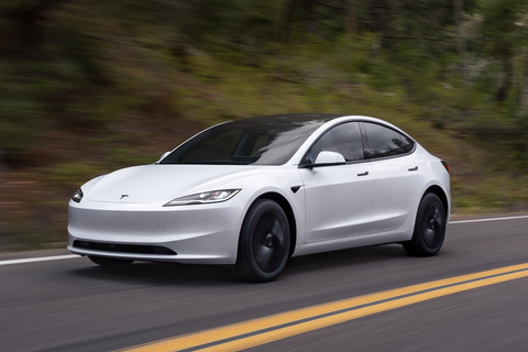 Xe dien Tesla Model 3 bi dieu tra hinh anh