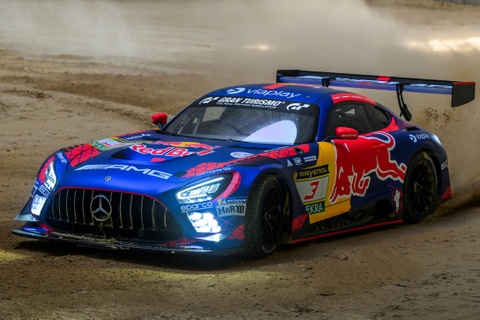 Max Verstappen chuyen qua dua cho... Mercedes-Benz? hinh anh