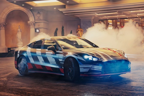 'Sieu xe' dien Mercedes-AMG GT 4-Door Coupe lo anh noi that hinh anh