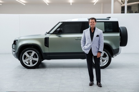 Cha de Jaguar Type 00 nghi viec o Jaguar Land Rover hinh anh