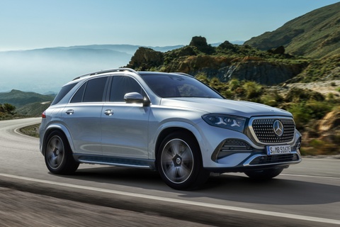Mercedes-Benz GLE 2026 chi la ban nang cap giua vong doi hinh anh