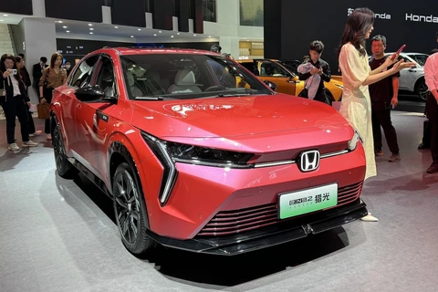 Honda lạc quan, nâng dự báo tăng trưởng cả năm