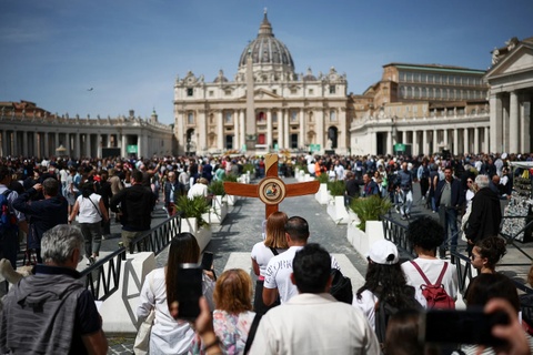 Lưu ý A-Z cho chuyến đi Vatican ngày tang lễ Giáo hoàng Francis