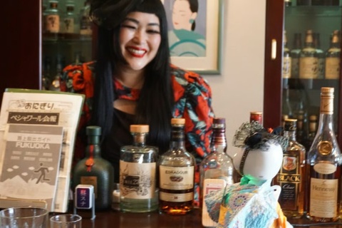 Quan bar 'khong sao ca neu ban vo dung' o Nhat Ban hinh anh