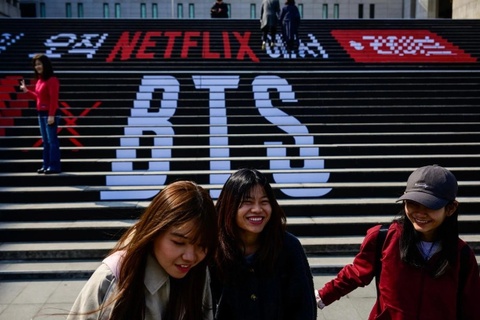 Loi nhuan du lich khong lo khi BTS 'tai xuat' o Seoul hinh anh
