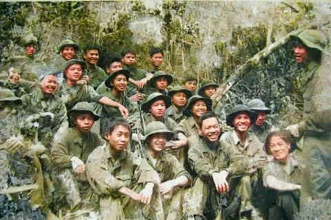 Ky uc tuoi 20 len duong cua nhung nguoi linh Quang Tri hinh anh