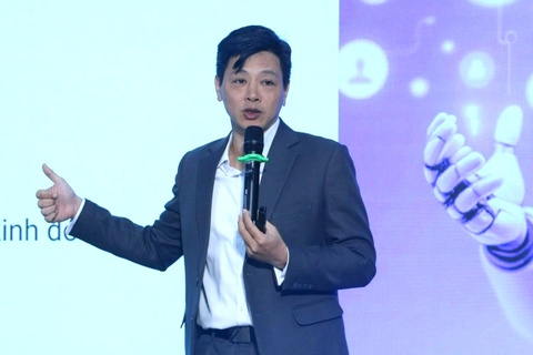 Dai dich 'chuyen gia' gia hinh anh