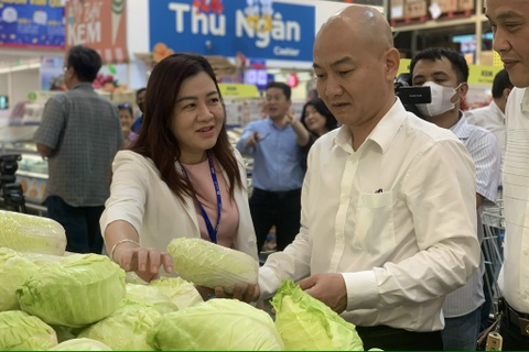 Sieu thi TP.HCM tang doanh so nho 'Tick xanh trach nhiem' hinh anh