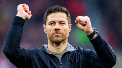 Xabi Alonso gay bat ngo hinh anh