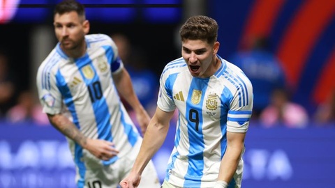 Messi kien tao, Argentina thang tran dau Copa America hinh anh