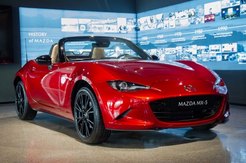 'Xe doc la' Mazda MX-5 Miata se tro lai Viet Nam? hinh anh