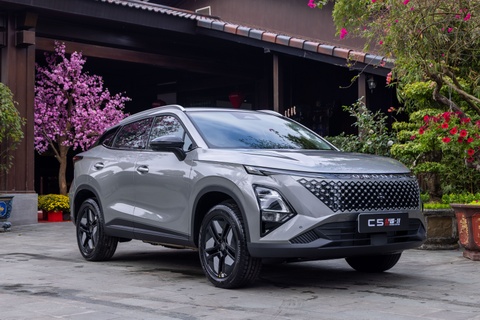 Omoda C5 hybrid sap ra mat Viet Nam, them dai dien dau SUV Nhat? hinh anh