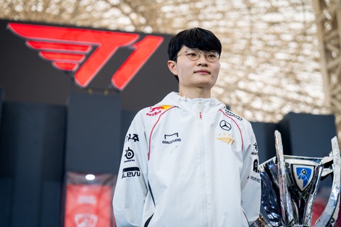 Mot m2 co 100 'Faker' o Ha Noi hinh anh