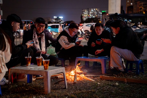 Nguoi Ha Noi chong ret 10 do C hinh anh