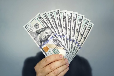 Khi tien tro thanh tam guong phan chieu noi tam hinh anh