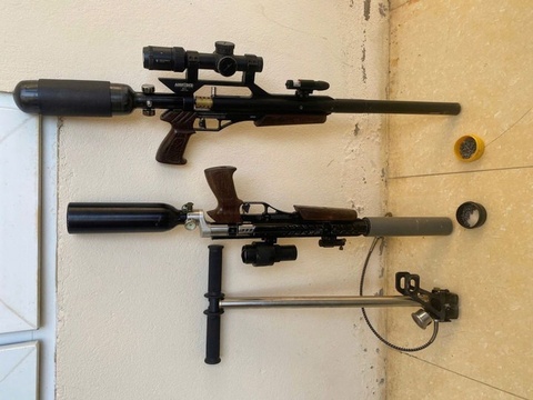 2 nguoi dan ong Thanh Hoa giau sung tu che trong hang da hinh anh