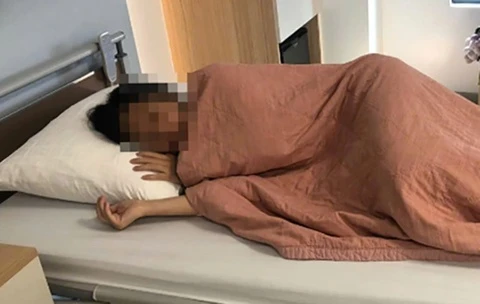 Nu cu dan bi hanh hung tai chung cu o Ha Noi phai nhap vien hinh anh