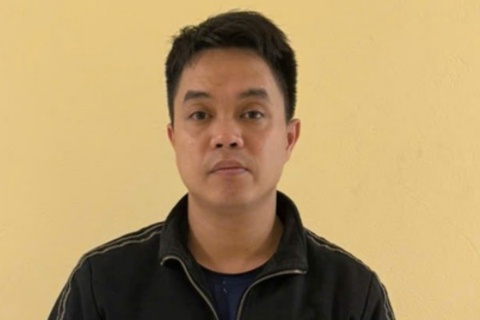 Khoi to giam doc 'cong ty tuong ot' Ngan Ha hinh anh