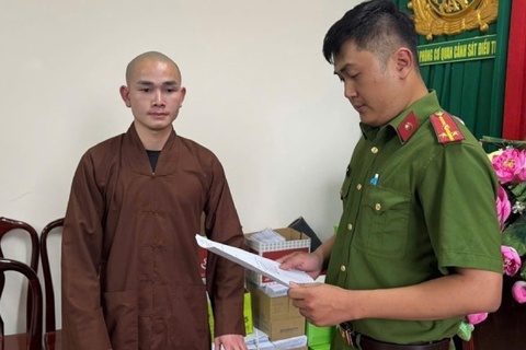 Nguyen nhan TikToker Phu Tu bi khoi to hinh anh