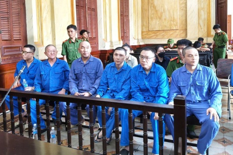 Duong day mua ban gan 100 kg ma tuy: Tuyen 7 an tu hinh va chung than hinh anh