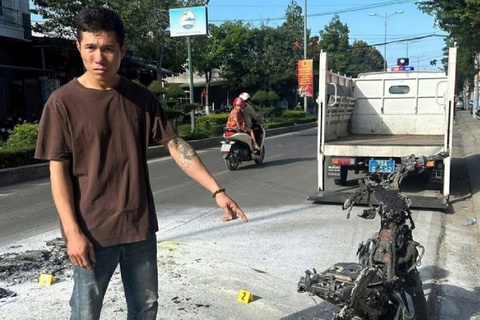 Danh tinh nam thanh nien dot xe may khi bi CSGT dung xe kiem tra hinh anh