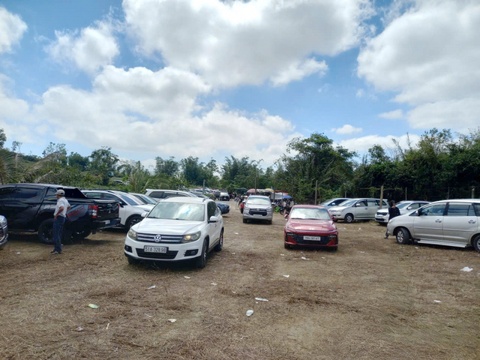 Bat nhao tai bai giu oto tu phat o phia Dong Dak Lak hinh anh