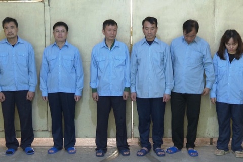 Ngay mai, cuu Chu tich phuong Thanh Tri va dong pham hau toa hinh anh