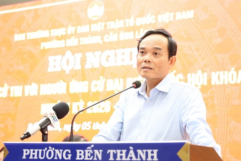 Bi thu TP.HCM them nhiem vu moi hinh anh