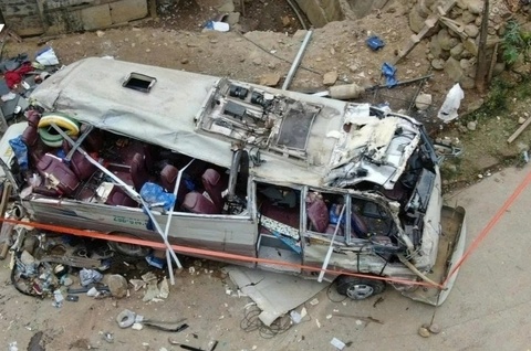 De xuat bat buoc hoc vien xem clip tai nan nghiem trong truoc thi bang hinh anh