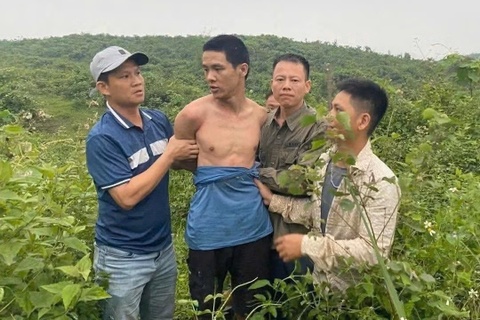 Bat gon pham nhan tron trai sau 20 gio truy tim hinh anh