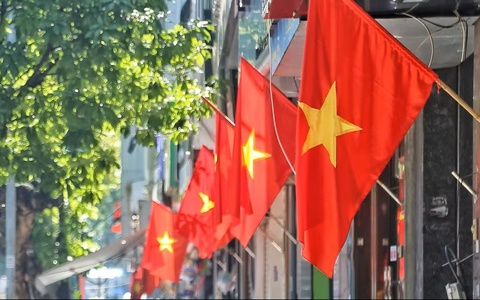 Khong nghi lien tuc 9 ngay dip nghi le Gio To va 30/4, 1/5 hinh anh