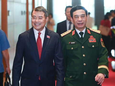 Gioi thieu chu ky cua Thu tuong Le Minh Hung va 6 pho thu tuong hinh anh