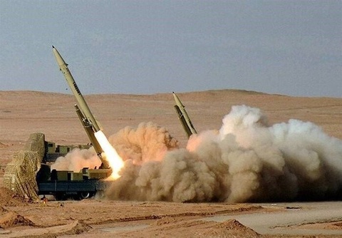 Iran tuyen bo san sang dung vu khi moi neu bi My tan cong hinh anh