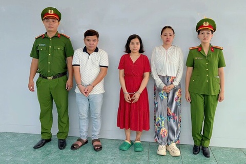 Khoi to 3 bi can trong vu truyen trang da trai phep gay chet nguoi o TP.HCM hinh anh