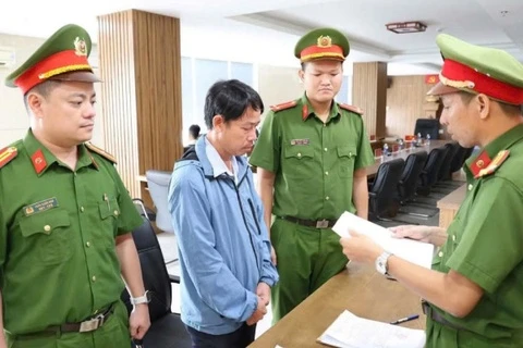 Bắt tạm giam nguyên chuyên viên Phòng Giáo dục và đào tạo Nam Trà My