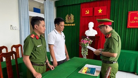 Khởi tố vụ án lô hàng 1.500 sản phẩm giả mạo