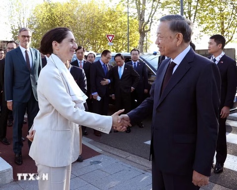 Tổng Bí thư, Chủ tịch nước thăm cơ quan năng lượng nguyên tử Pháp