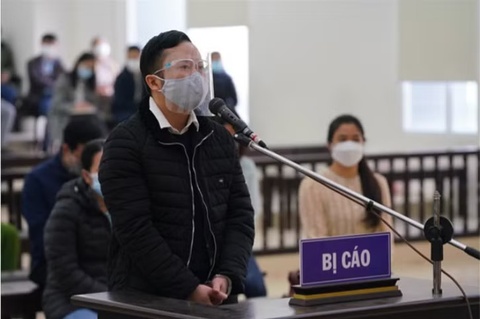 Vụ nữ cán bộ Đại học Đông Đô mở lớp 'chui’: Trả hồ sơ điều tra người liên quan