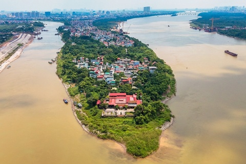 Hà Nội bãi bỏ quyết định cũ, tiếp tục điều chỉnh quy hoạch sông Hồng