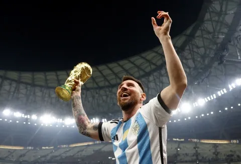 FIFA da sai khi khong de Messi da tran khai mac World Cup hinh anh