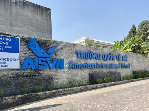 Phu huynh dong tien ty, hoc sinh AISVN den lop nhung khong duoc hoc hinh anh