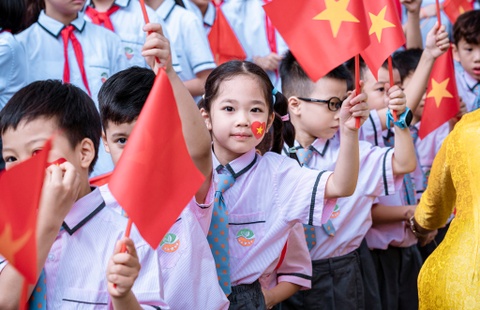 Tin vui voi hoc sinh truong tu thuc o Ha Noi hinh anh