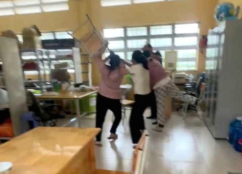 Thay giao o Tay Ninh bi to co tinh cam, 'dung cham' nu sinh lop 10 hinh anh